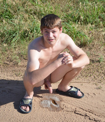 Guys squatting 590422eb11e01.jpg