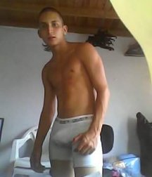 Guys in panties (with big dick) 5906e6b5671dc.jpg