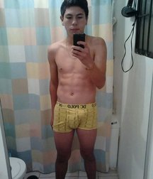 I photographed in my underwear for you 5908a99e7b358.jpg