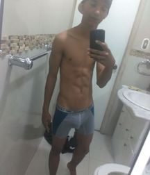 I photographed in my underwear for you 5908a99f46311.jpg