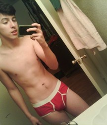 I photographed in my underwear for you 5908a9a85c01f.jpg