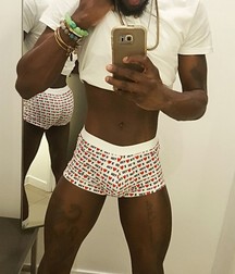 I photographed in my underwear for you 5908a9aa89c0e.jpg