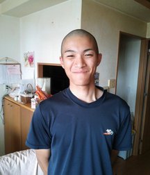 Boys with their shaved head (no porn) 590c17f48075a.jpg