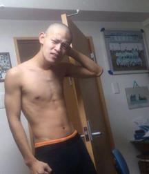 Boys with their shaved head (no porn) 590c17f6164a2.jpg