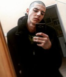 Boys with their shaved head (no porn) 590c180495b09.jpg