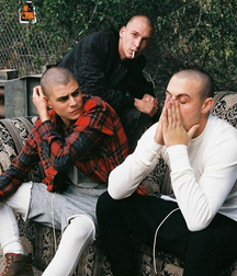 Boys with their shaved head (no porn) 590c180d0e35f.jpg