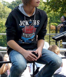 Beautiful guys (no porn) 5911d19aeedbf.jpg
