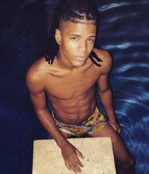 speedos (no porn) 59120f26b867b.jpg
