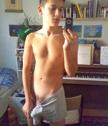 Photographing yourself in underwear 5916ac9a50976.jpg