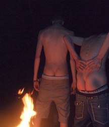 Seen from behind 5917836b70120.jpg