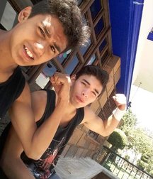 Sincere friends (no porn) 5928177bf4194.jpg
