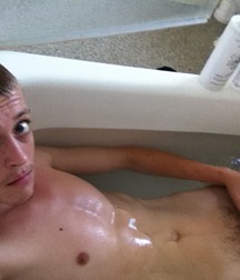 A nice warm bath 5929af98e3444.jpg