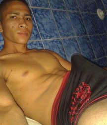 Erection hidden by the underpants 5931476b67a22.jpg