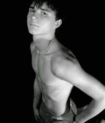 Interesting black and white photographs (no porn) 5931479baaf1d.jpg
