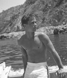 Interesting black and white photographs (no porn) 593147ad1239c.jpg