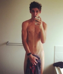 I almost show everything 5938445752355.jpg