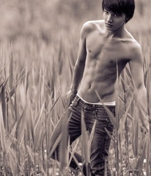 Beautiful gay themed photographs 593da5220e47e.jpg