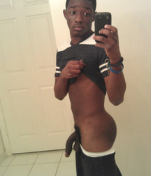 Selfie of beautiful black guys 594689d85a46d.jpg