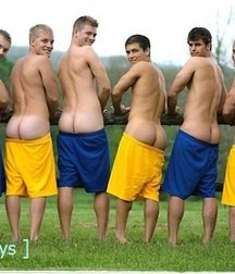 All the guys are seen from behind 5947dbd3e3a67.jpg