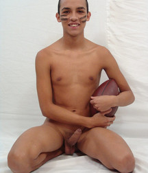 Boys from all over the world 594bf6c449bb4.jpg