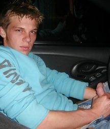 Masturbating in a car 594d53b860631.jpg