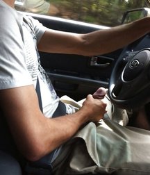 Masturbating in a car 594d53c52ba83.jpg