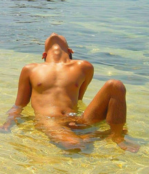 Beautiful pictures of boys and water 594d54c493955.jpg