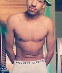 Guys in panties (no porn) 594e9401dd167.jpg