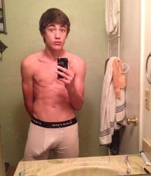 selfies: The bulge inside the panties 595a7300101e5.jpg