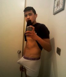 selfies: The bulge inside the panties 595a730b64773.jpg