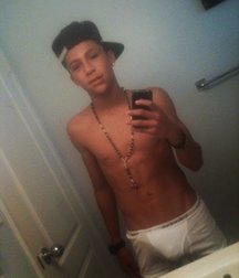 Selfies boys in panties 595d1983dd1b9.jpg