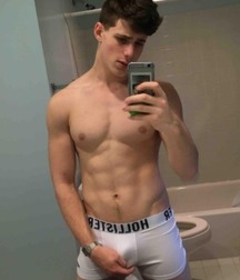 Selfies boys in panties 595d198836928.jpg