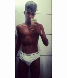 Selfies boys in panties 595d198e17a2d.jpg