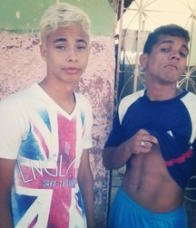 Two guys are better than a boy 595d1a7b06d2e.jpg