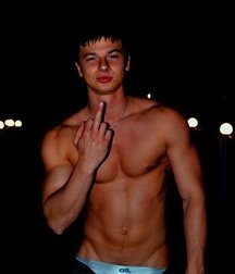 Guys show their chest (no porn) 595fe2349f958.jpg