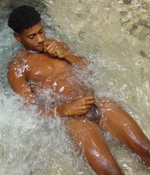 The water and the boys 59626b32bc629.jpg