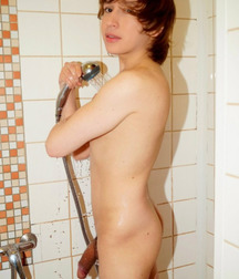 The hot shower 59626be7a55ab.jpg