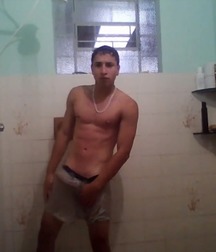 In my underwear it becomes very big 59626c1a2fd71.jpg