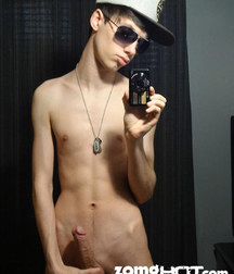 White guys doing selfies 59651e3c04e89.jpg