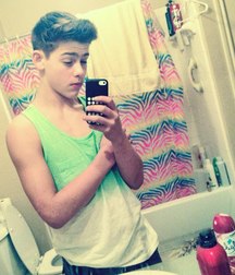 Innocent photographs of narcissistic boys 597af76b71d80.jpg