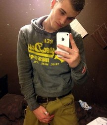 Innocent photographs of narcissistic boys 597af7734cd9f.jpg
