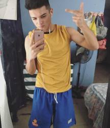 Innocent photographs of narcissistic boys 597af7864daf3.jpg