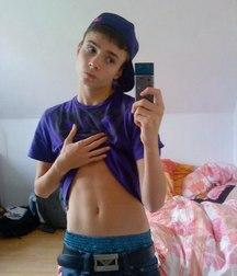 I see my abdominal muscles (seflies) 597af7ddda47d.jpg