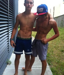 Straight Boys friend 597df8b56b9aa.jpg