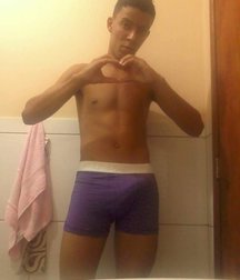 Hard and long in the underpants 59824d6c060c9.jpg
