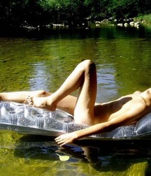 Lying naked on the inflatable mattress 598384eb1518f.jpg