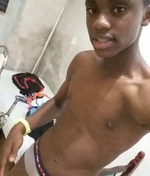 Boy in panties 598d94db71d79.jpg