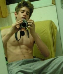 selfies no nude 5996036760824.jpg