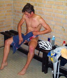 In the male dressing room 599741161688c.jpg