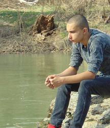 Boys with a completely shaved head 5999dad909bbb.jpg